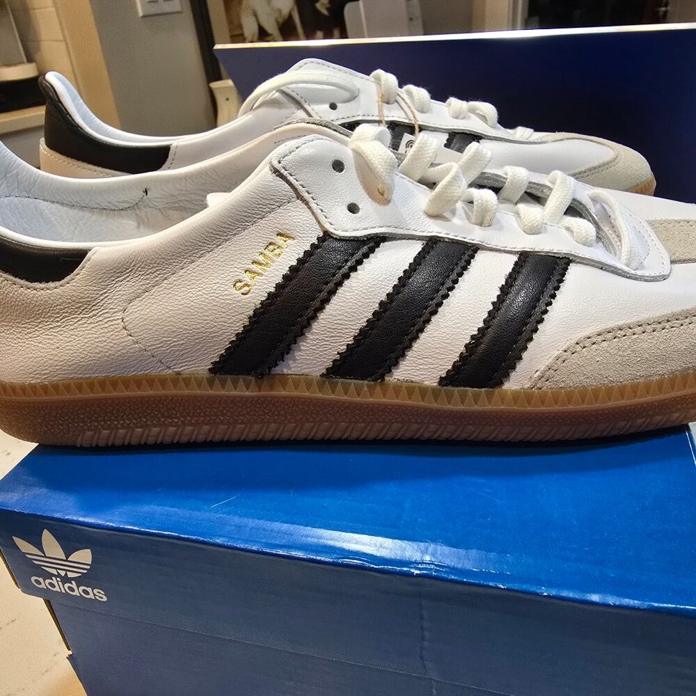 Adidas Originals Samba Decon (FTWWHT/CBLACK/GREONE) Men's Shoes IF0642 SZ 10 NEW